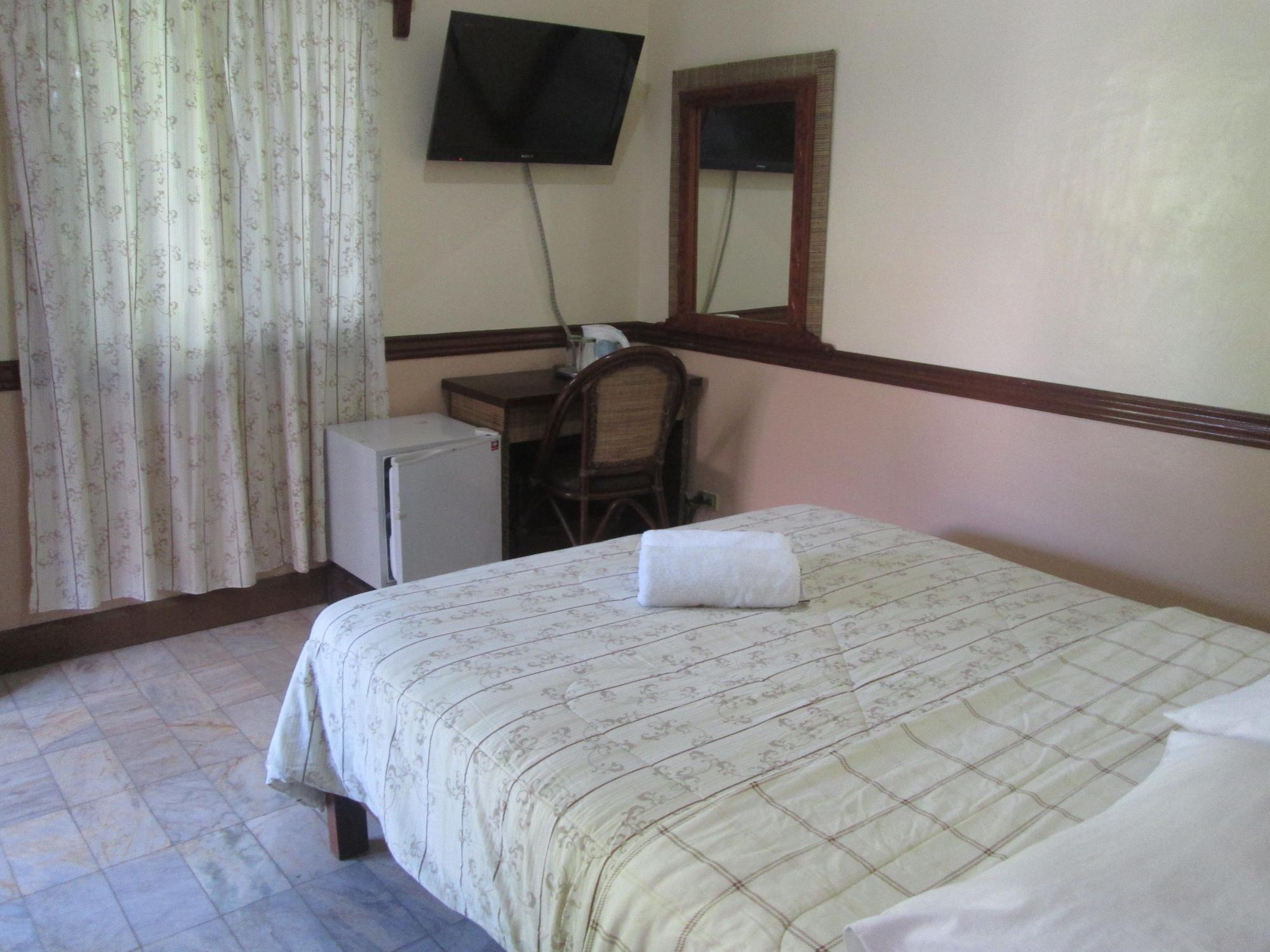 Tonglen Beach Resort Balabag  Exterior foto