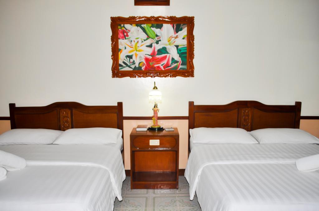 Tonglen Beach Resort Balabag  Exterior foto